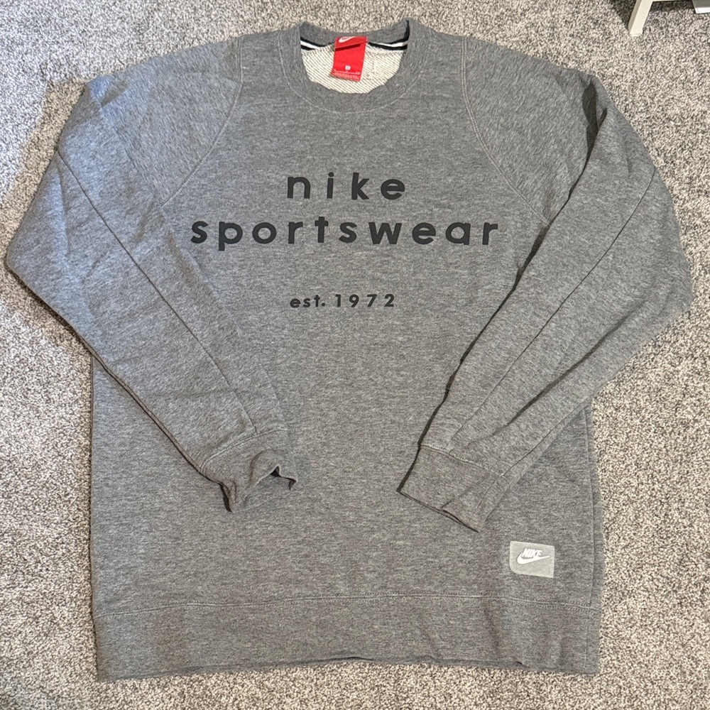 Nike Men's Heather Gray Crewneck Sweater